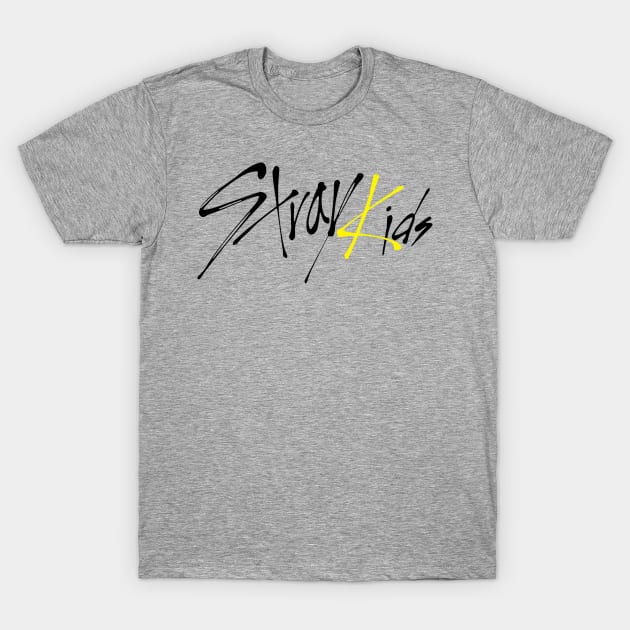 Stray Kids T-Shirt by PepGuardi